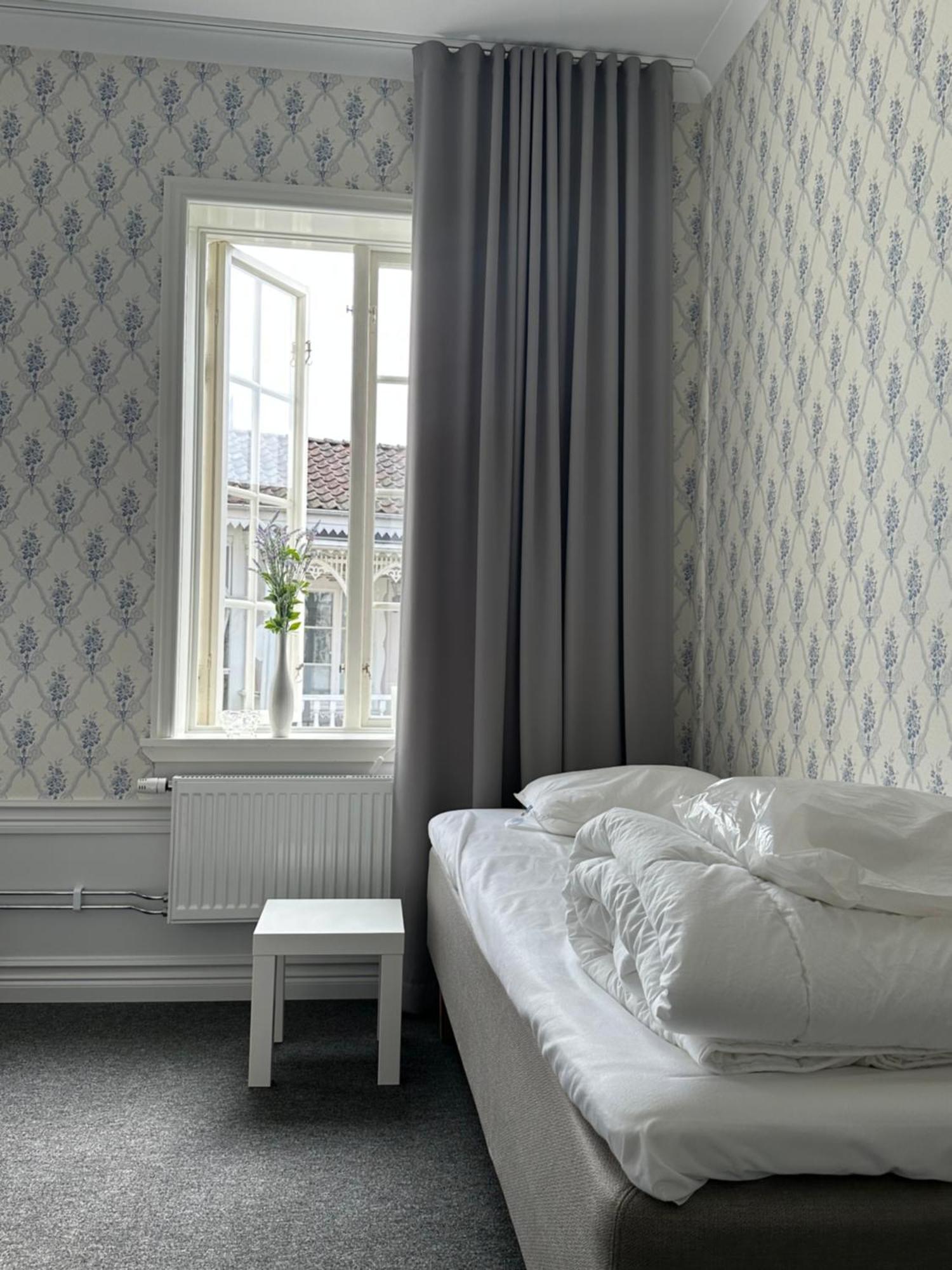 Crusellska Vandrarhemmet Stromstad Ngoại thất bức ảnh